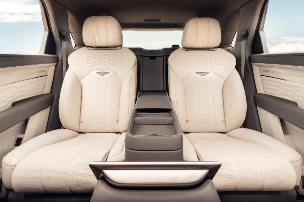 bentley-introduces-first-class-airline-seat-for-big-bentayga