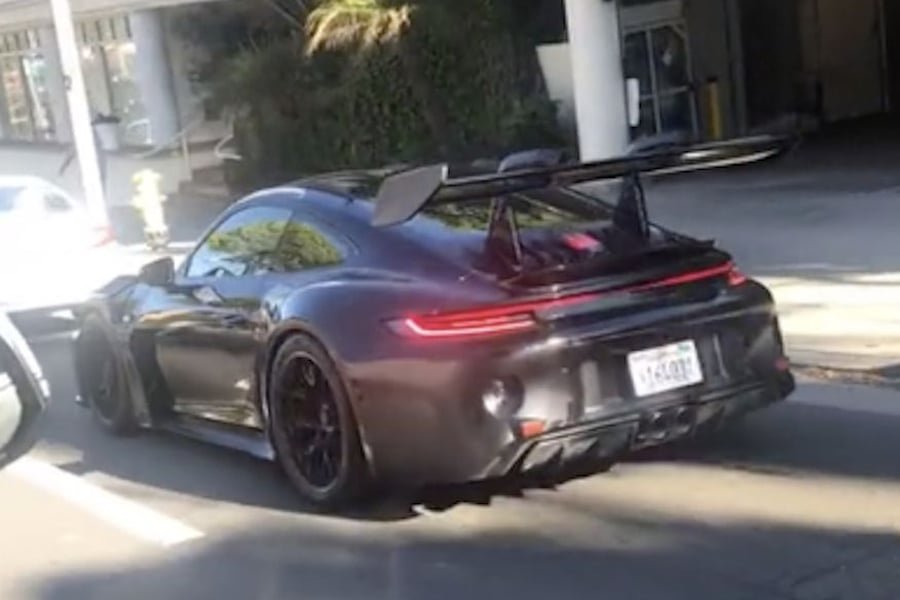 porsche-911-gt3-rs-spied-cruising-in-california