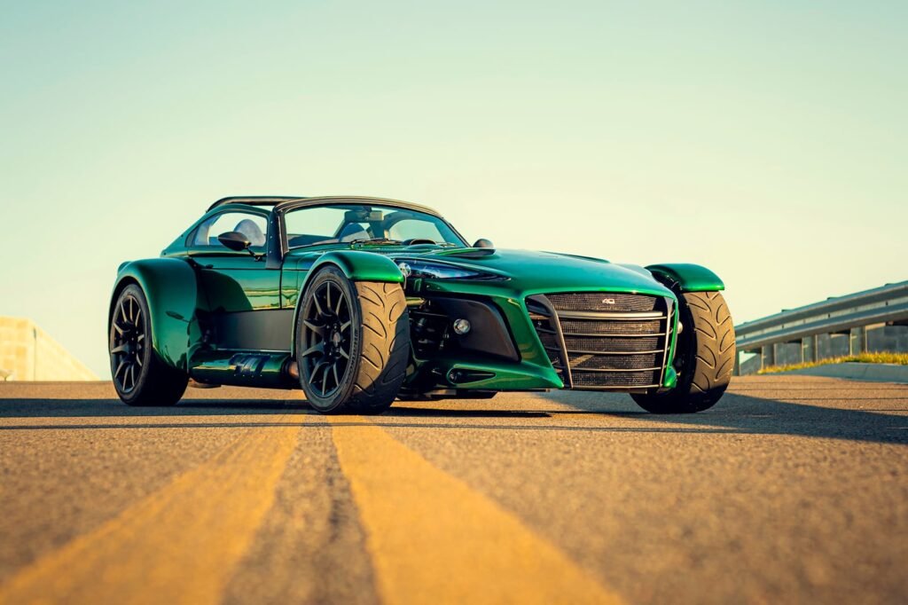audi-powered-donkervoort-supercar-finally-arrives-in-america