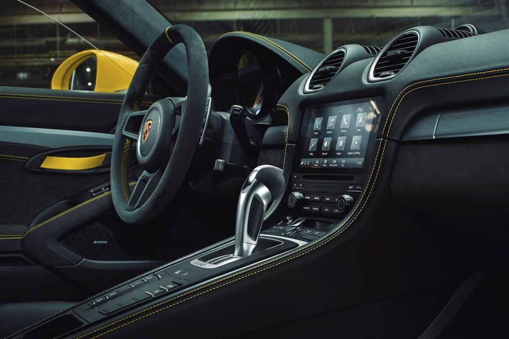 porsche-spent-50-years-perfecting-the-pdk-dual-clutch-transmission