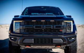 ford-doesn’t-care-the-raptor-r-has-less-power-than-the-ram-1500-trx