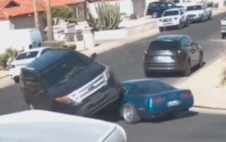 ford-explorer-drives-over-corvette-like-it’s-not-there