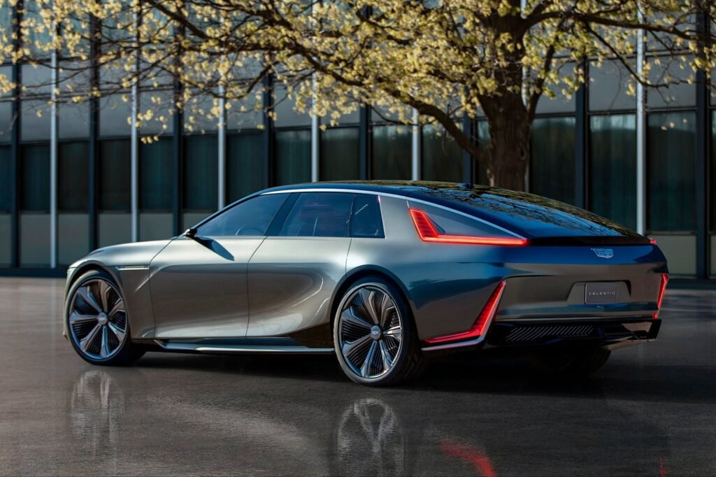 cadillac-finally-shows-off-the-$300,000-celestiq-ev-show-car