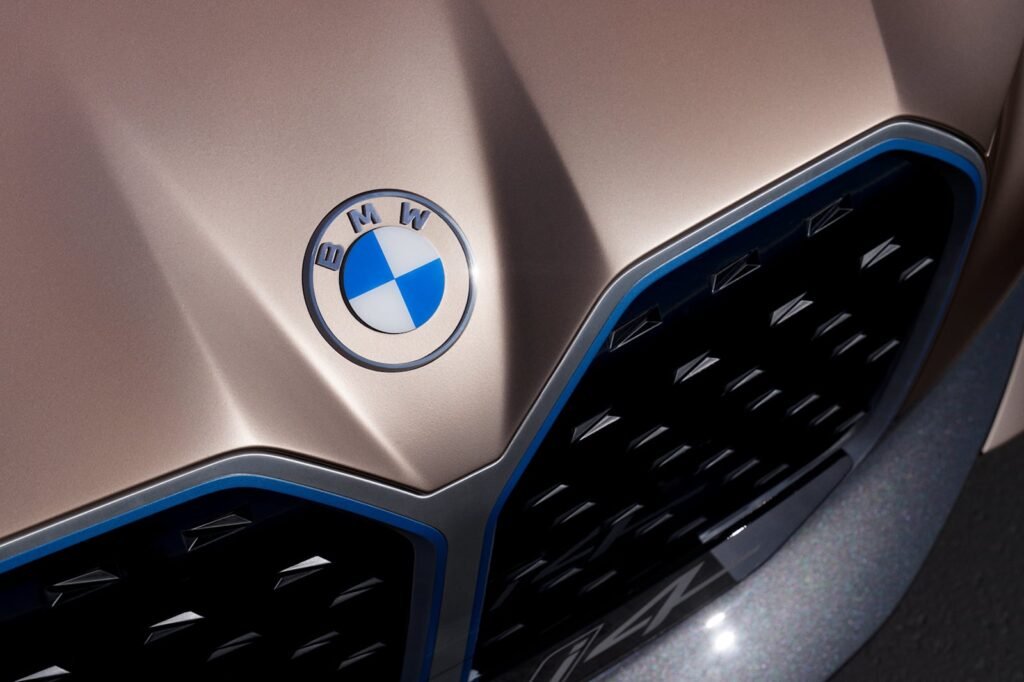 bmw’s-car-subscriptions-won’t-go-away,-but-will-be-the-norm