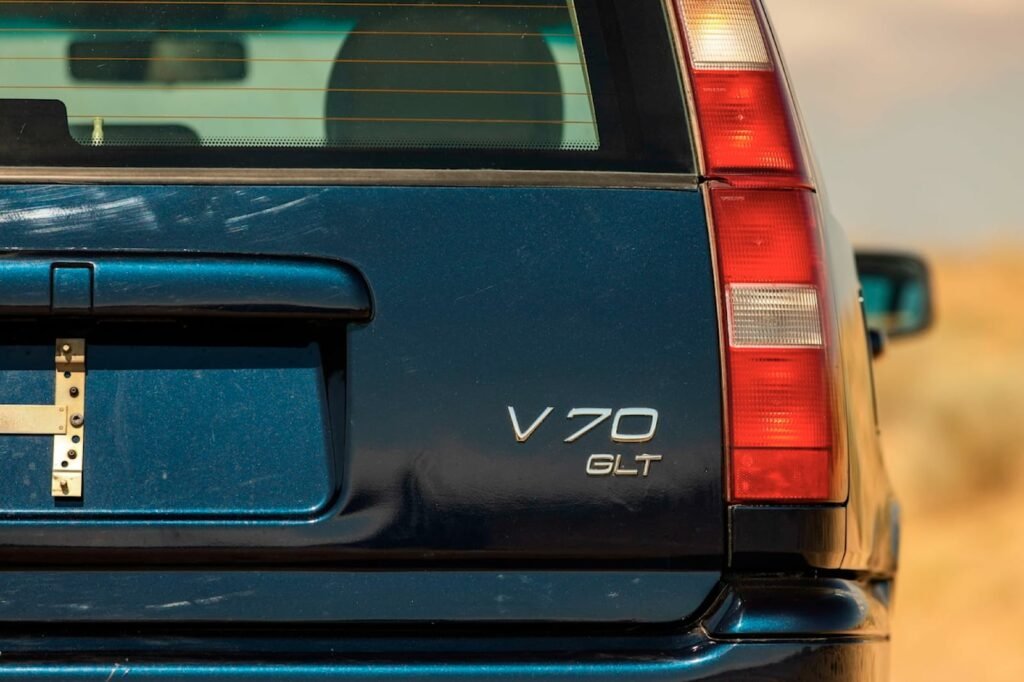 gus-fring’s-volvo-from-breaking-bad-and-better-call-saul-heads-to-auction