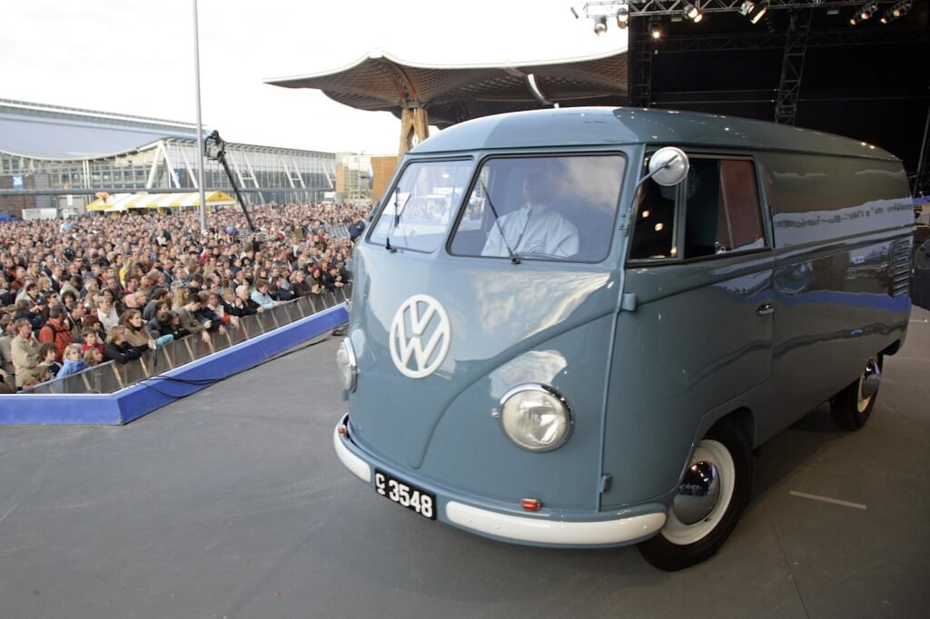 vw-bus-festival-returns-after-16-years-thanks-to-id.buzz