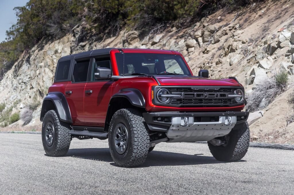why-the-bronco-raptor-is-our-favorite-all-round-off-roader