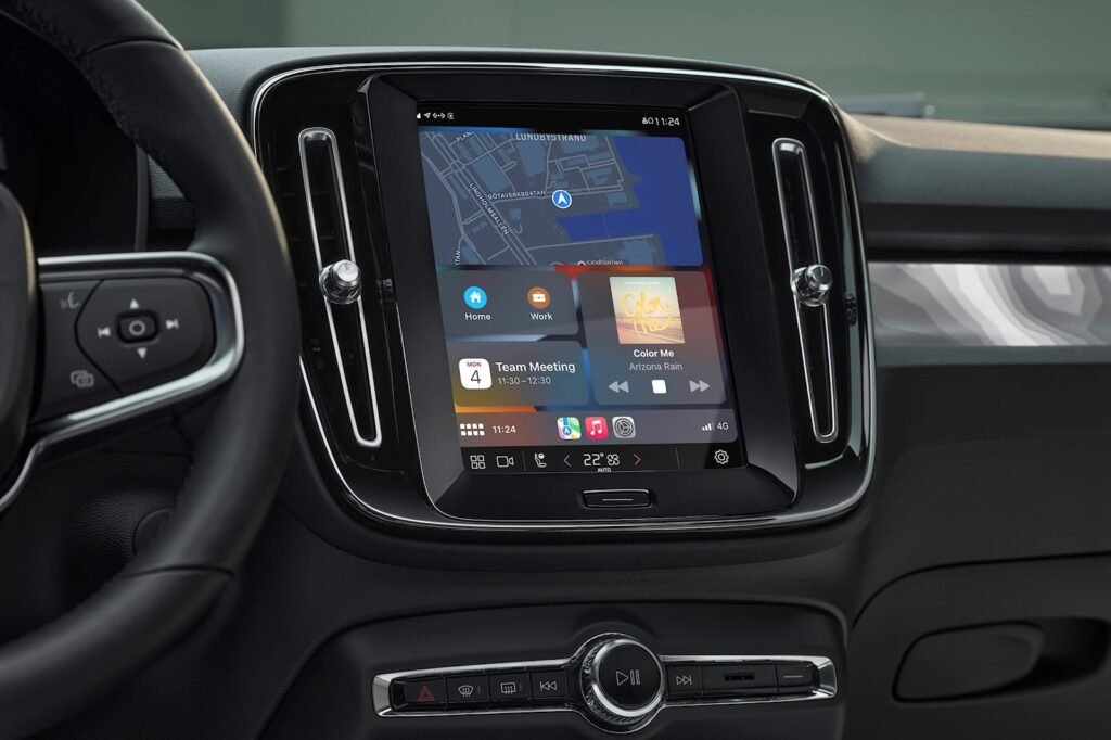 volvo-retrofits-cars-with-essential-infotainment-upgrade