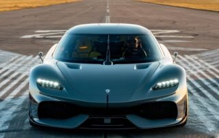koenigsegg-still-doesn’t-think-electric-hypercars-make-sense