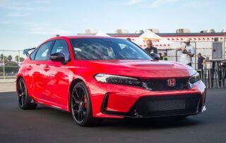 honda-refuses-to-rule-out-civic-type-r-hybrid