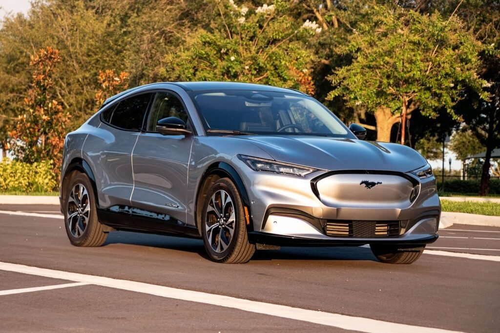 only-11-evs-qualify-for-america’s-new-tax-credit