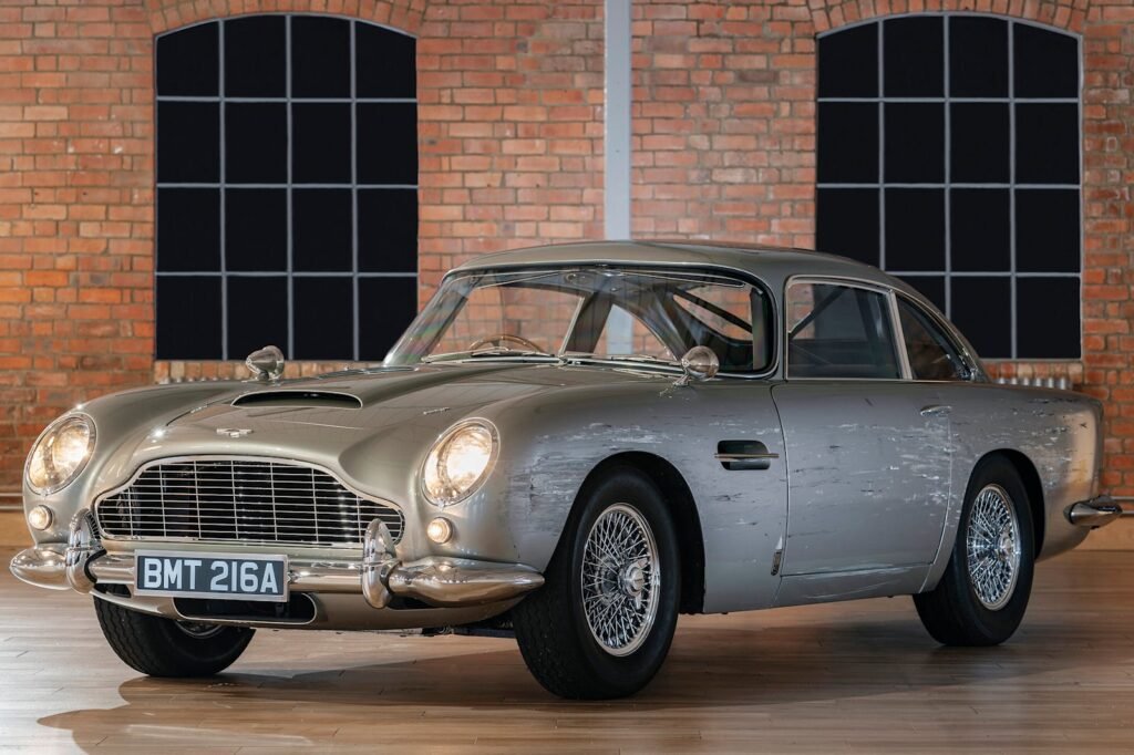 bond’s-aston-martin-db5-from-no-time-to-die-is-going-to-auction