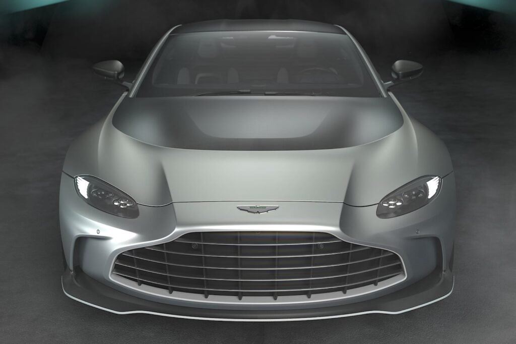 aston-martin-will-unveil-two-new-cars-at-pebble-beach