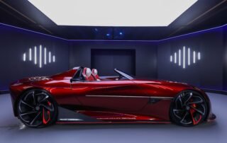 new-mg-cyberster-electric-roadster-coming-with-yoke-steering-wheel