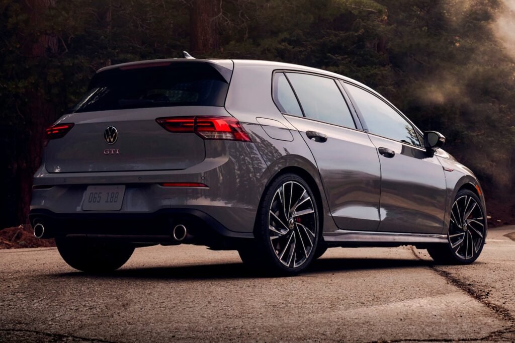 volkswagen-doesn’t-know-if-there’ll-be-a-golf-9