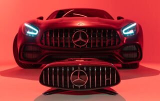 mercedes-amg-reveals-supercar-inspired-carbon-fiber-speaker-box