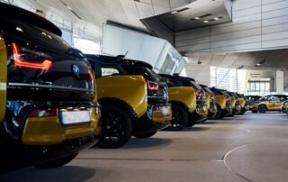 18-bmw-i3-models-get-special-gold-paint-job-but-you-can’t-buy-them