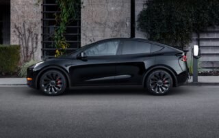 tesla-wants-a-giga-factory-in-canada-to-make-cheaper-cars