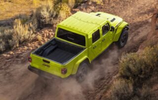 jeep-gladiator-now-available-in-ripe-lemon-hue