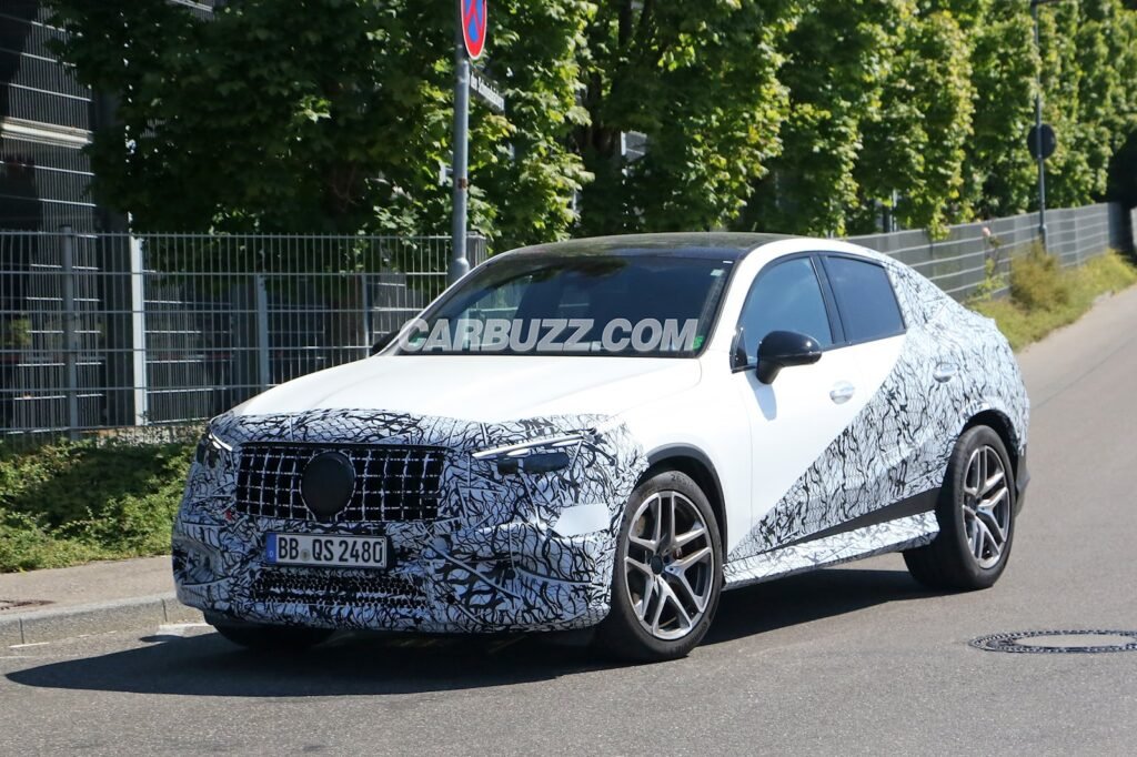 mercedes-amg-glc-coupe-spied-but-we-don’t-know-which-one