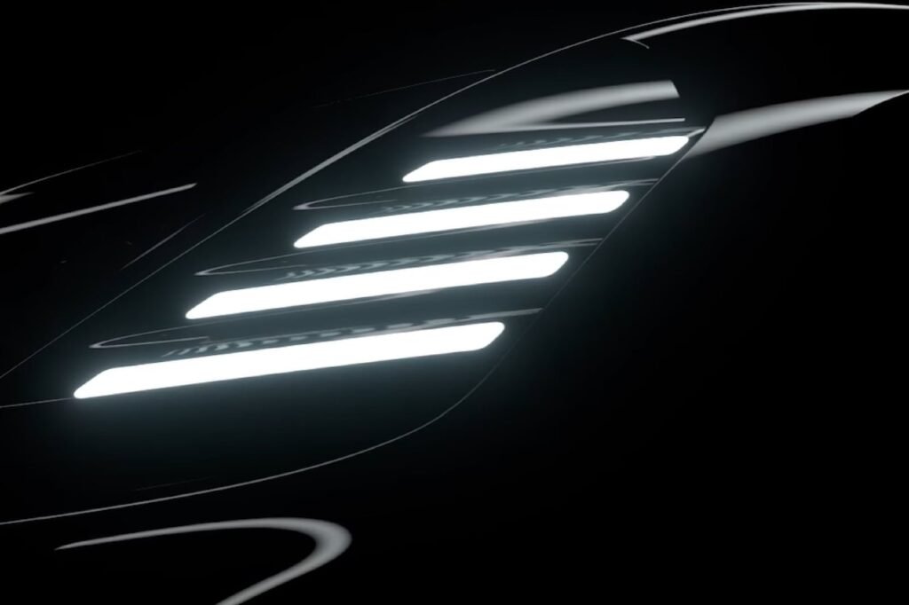 bugatti-teases-possible-la-voiture-noire-roadster-concept