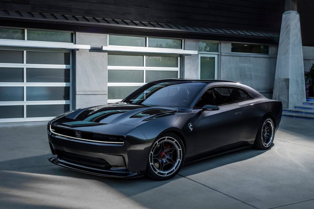 dodge-charger-daytona-srt-concept-proves-ev-muscle-will-be-awesome