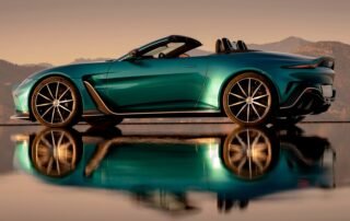 aston-martin-v12-vantage-roadster-says-goodbye-to-the-12-cylinder-with-690-hp