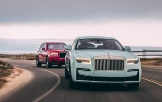 rolls-royce-shows-up-to-pebble-beach-with-some-funky-colors