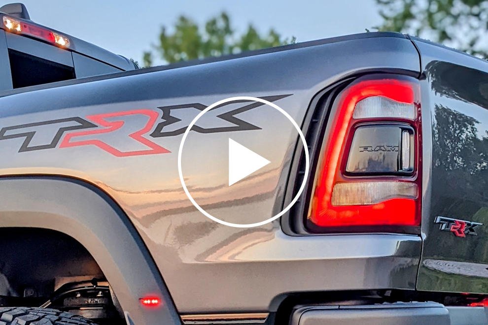 a-more-powerful-ram-trx-is-coming-to-bludgeon-the-raptor-r