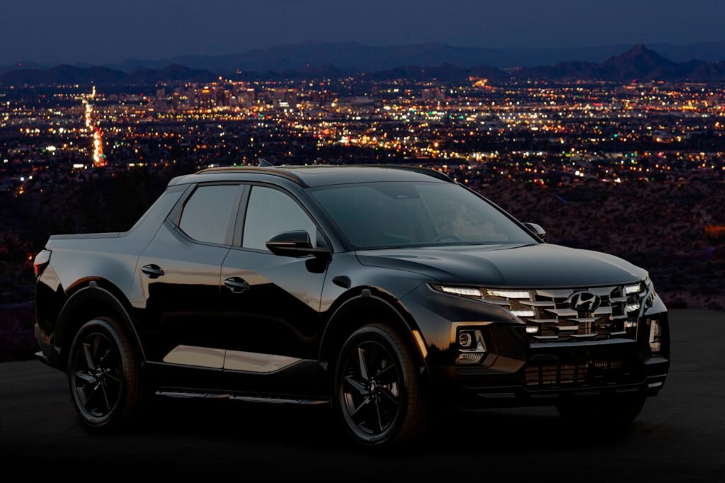 2023-hyundai-santa-cruz-arrives-with-higher-price-and-menacing-night-trim