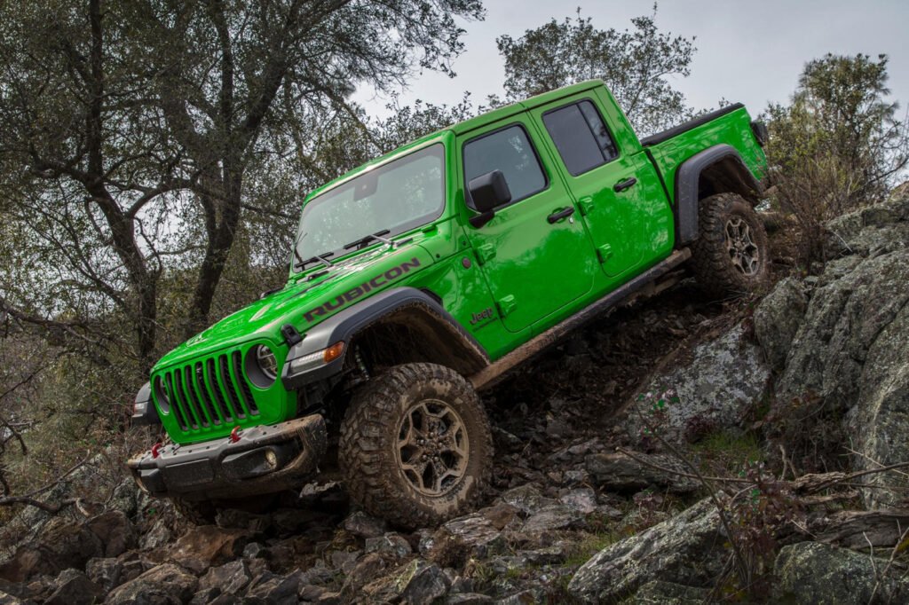 jeep-gladiator-and-wrangler-gain-some-wild-paint-colors