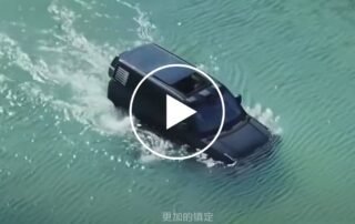 watch-the-yangwang-u8-drive-on-water-like-a-paddle-boat